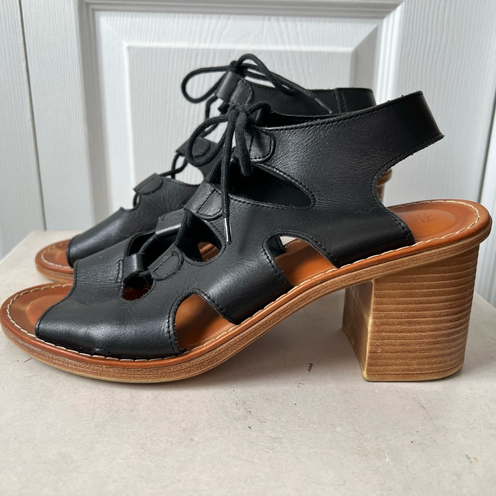 Bella Vita Black Leather Heeled Sandals